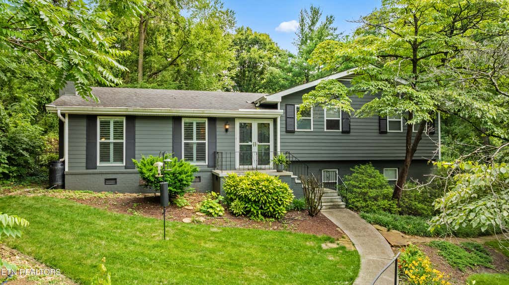 Photo of 5700 Pinellas Drive, Knoxville, TN 37919 (MLS # 1303564)
