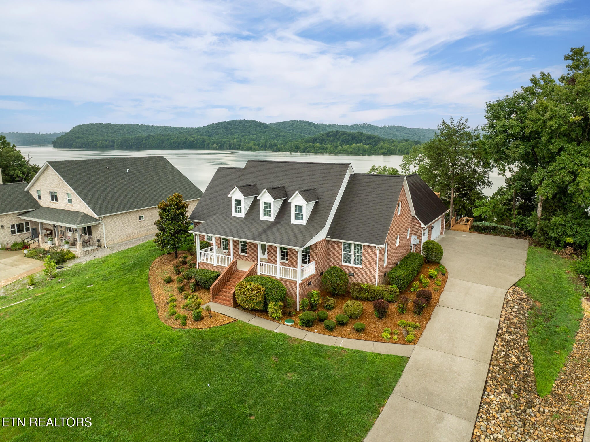 229 High Pointe Village Way