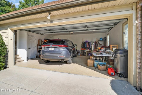 Tiny photo for 10 Creigmont Court, Crossville, TN 38558 (MLS # 1356165)
