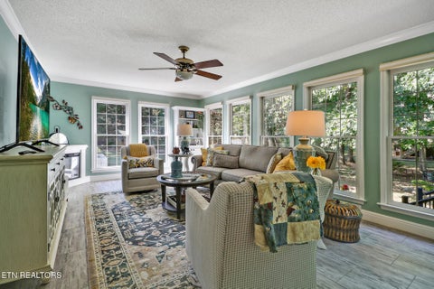 Tiny photo for 10 Creigmont Court, Crossville, TN 38558 (MLS # 1356165)