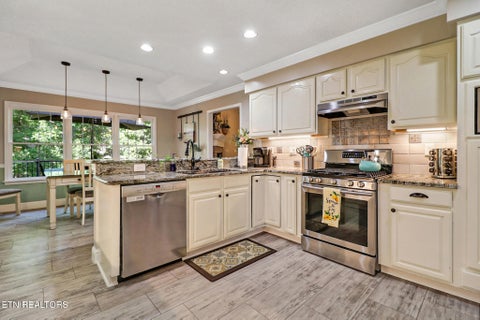 Tiny photo for 10 Creigmont Court, Crossville, TN 38558 (MLS # 1356165)