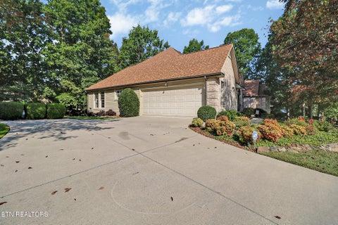 Tiny photo for 10 Creigmont Court, Crossville, TN 38558 (MLS # 1356165)
