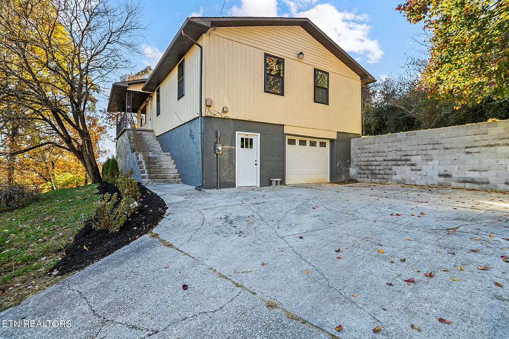 Photo of 3310 Oneal St, Knoxville, TN 37921 (MLS # 1322019)