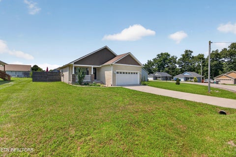 Photo of 197 Panther Valley Rd, Crossville, TN 38555 (MLS # 1349949)