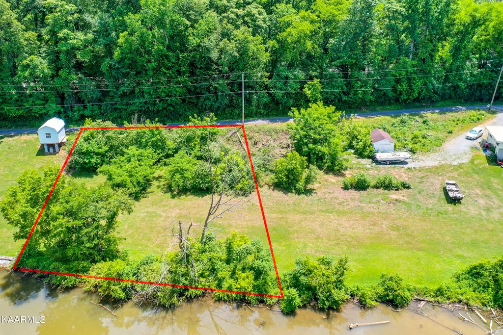 Photo of 1534 E Pearly Smith Rd, Louisville, TN 37777 (MLS # 1228776)
