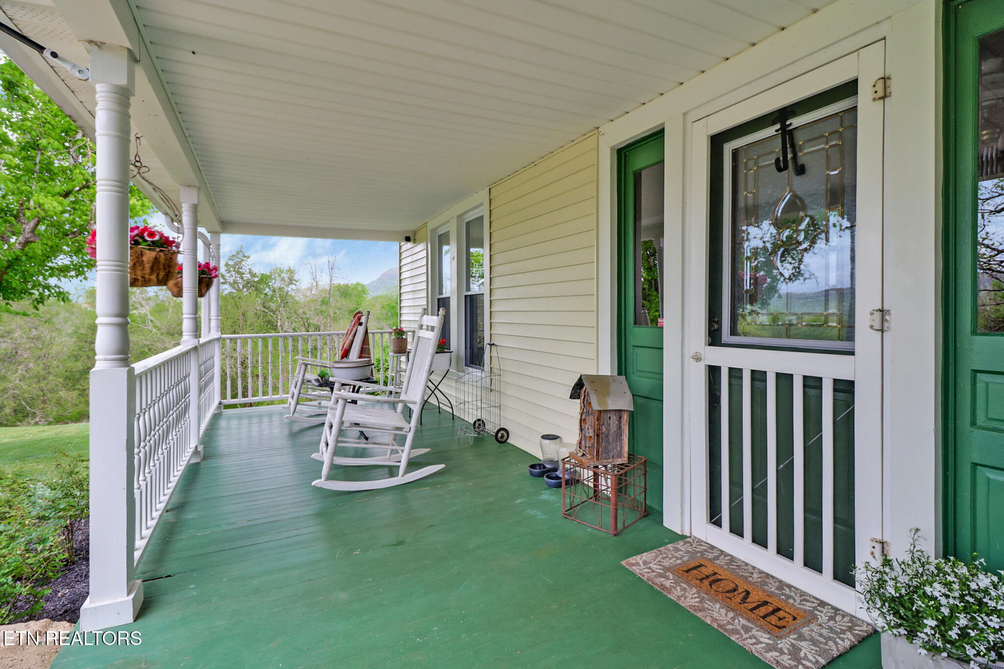 9988 Upper East Valley Rd