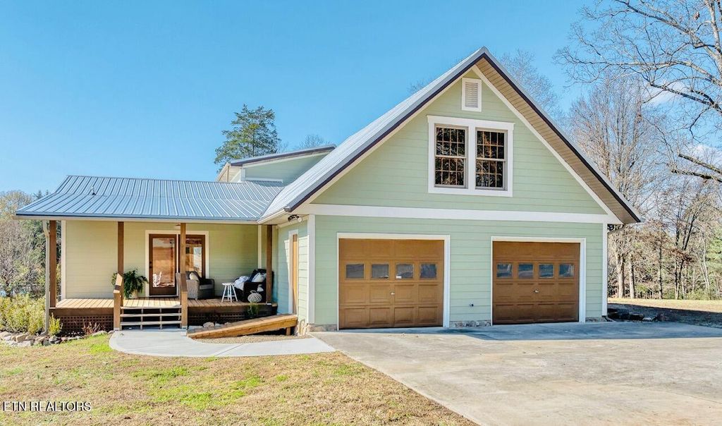 Photo of 753 Farmington Way, Maryville, TN 37801 (MLS # 1322685)