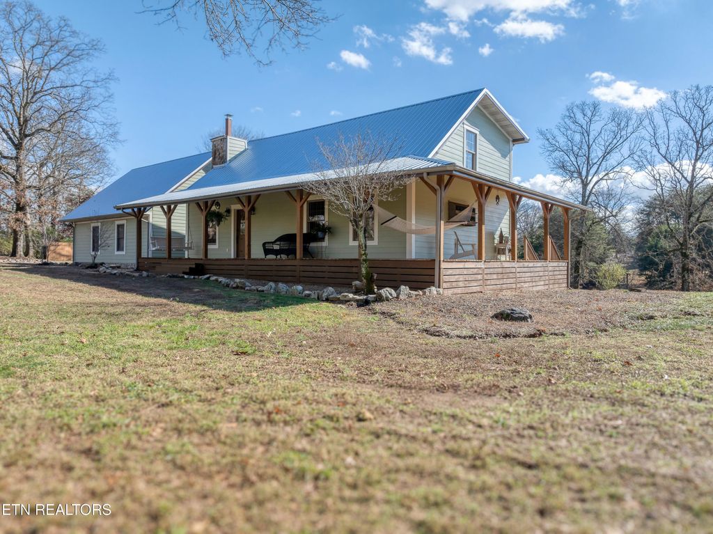 Photo of 753 Farmington Way, Maryville, TN 37801 (MLS # 1322685)