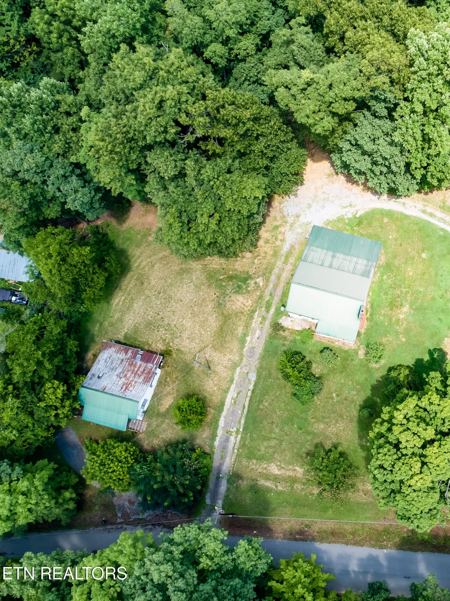 2518 Roseberry Rd