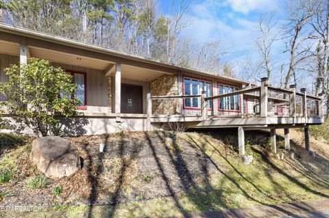 Photo of 333 Gatlin Drive, Gatlinburg, TN 37738 (MLS # 1327571)