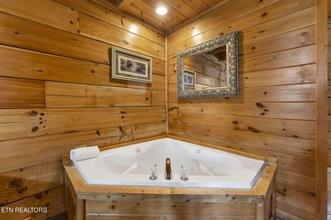 Tiny photo for 1012 Black Bear Cub Way, Sevierville, TN 37862 (MLS # 1298636)