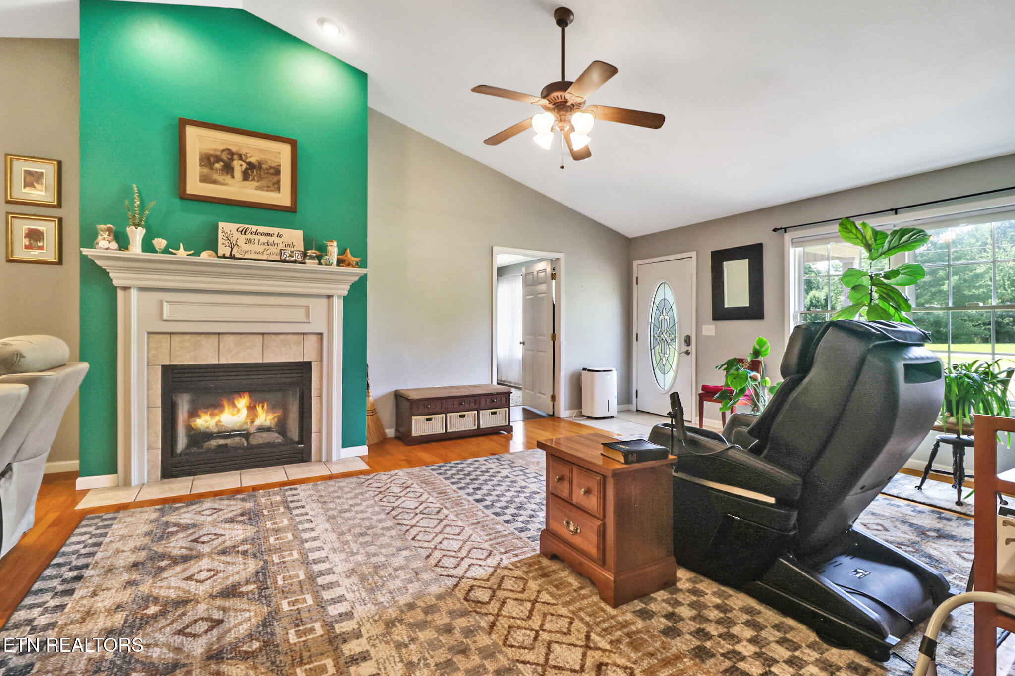 203 Locksley Circle
