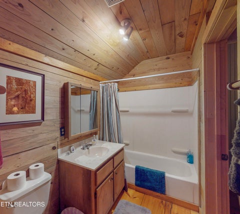 Tiny photo for 201 Old Doc Rogers Rd, Tellico Plains, TN 37385 (MLS # 1357386)