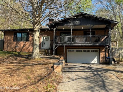 140 Teague Lane Jacksboro TN 37757