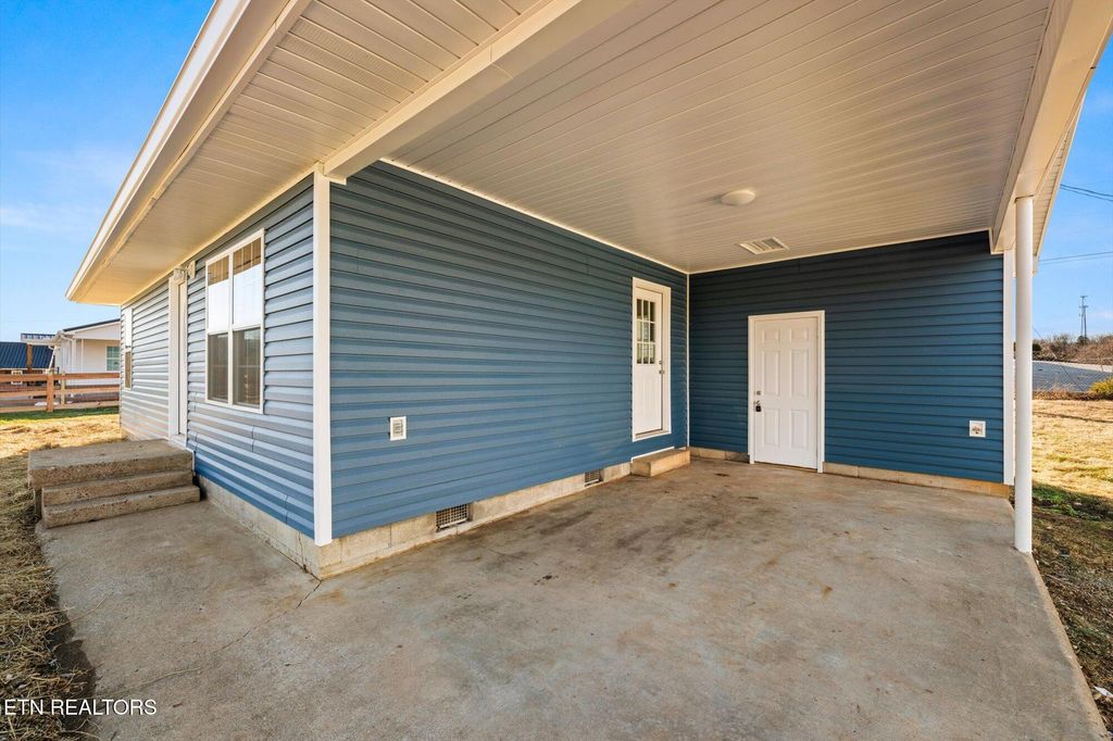 Photo of 116 Harrison Street St, Sweetwater, TN 37874 (MLS # 1287366)