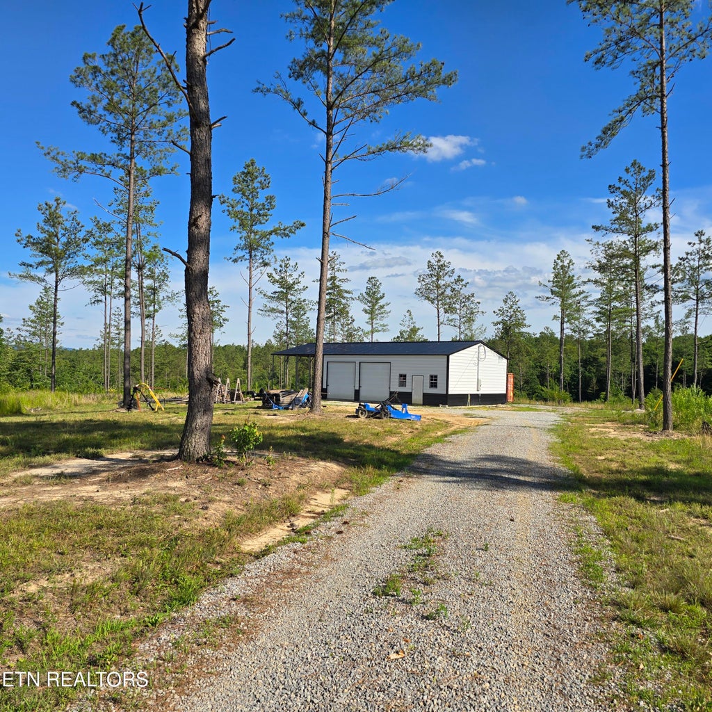 Photo of 80 Red Hill Rd, Sunbright, TN 37872 (MLS # 1345742)