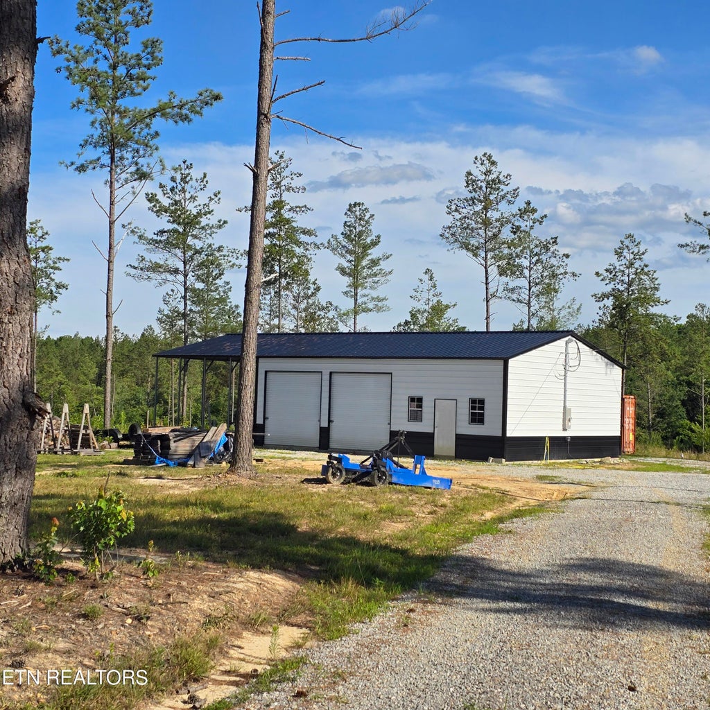 Photo of 80 Red Hill Rd, Sunbright, TN 37872 (MLS # 1345742)