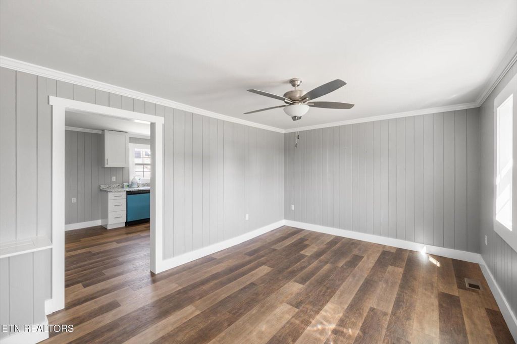 Photo of 124 Harrison Street St, Sweetwater, TN 37874 (MLS # 1278896)