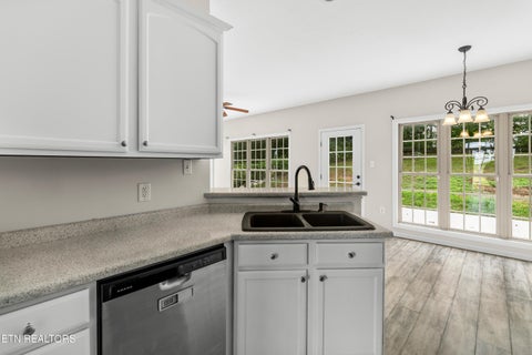Tiny photo for 5540 Nine Mile Rd, Maryville, TN 37801 (MLS # 1357306)