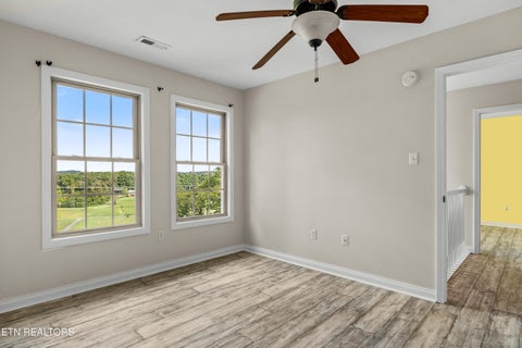 Tiny photo for 5540 Nine Mile Rd, Maryville, TN 37801 (MLS # 1357306)
