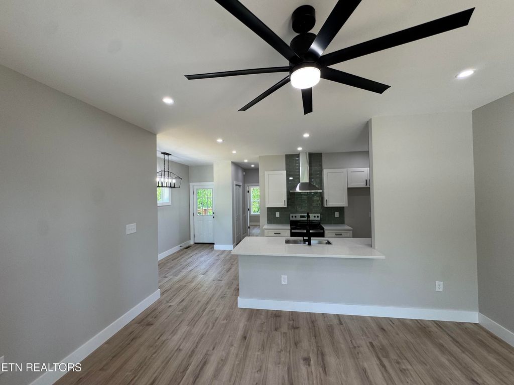 Photo of 380 Nash Rd, Knoxville, TN 37914 (MLS # 1337557)