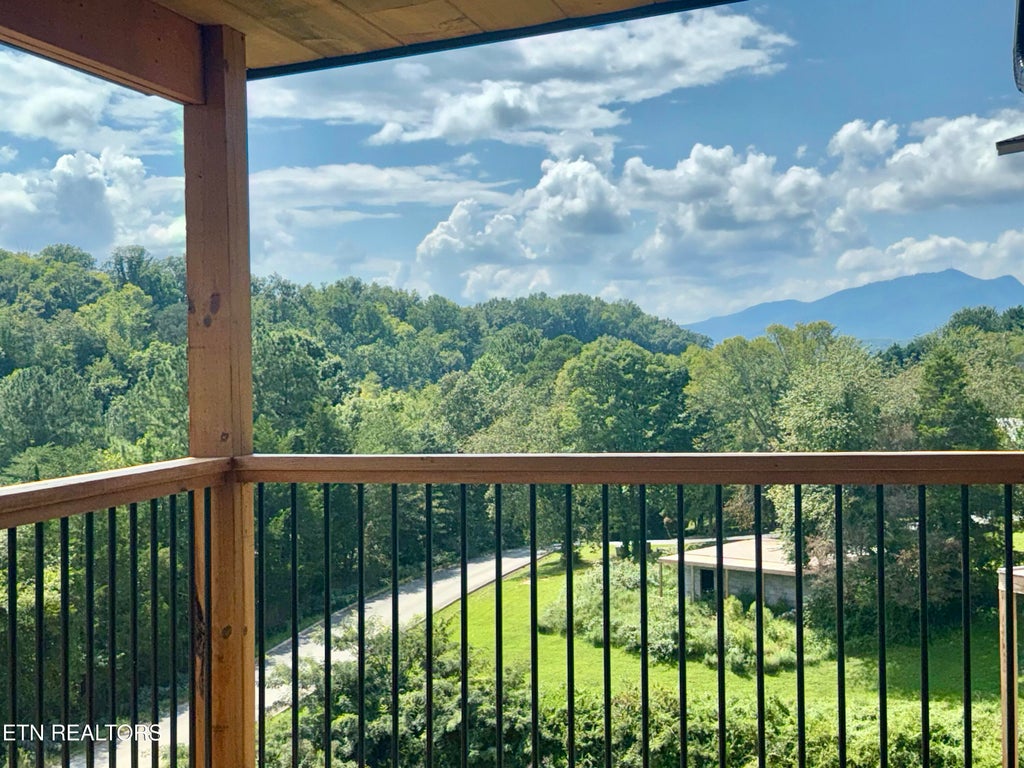 Photo of 1587 Rainbow Ridge Way, Sevierville, TN 37862 (MLS # 1354049)