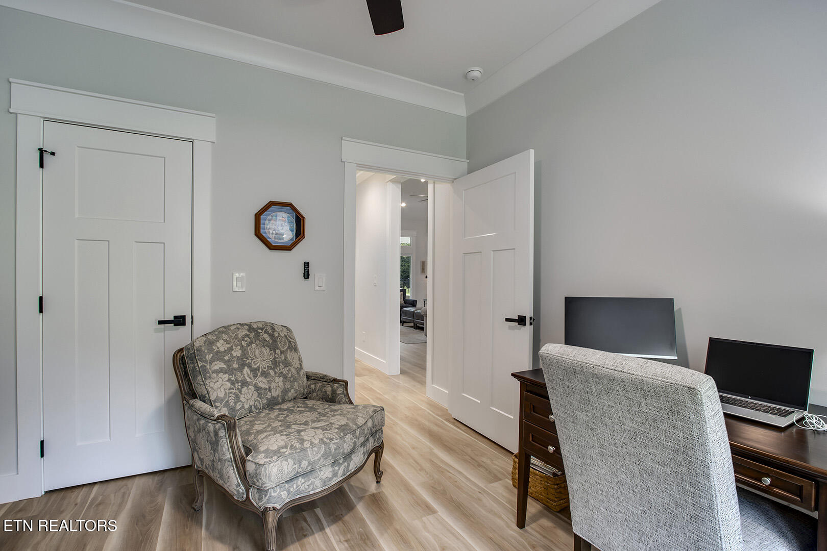 Loudon, Tennessee 37774, United States, 4 Bedrooms Bedrooms, ,4 BathroomsBathrooms,Residential,Active,184438