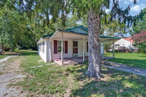 Tiny photo for 514 Russell Ave, Harriman, TN 37748 (MLS # 1317286)