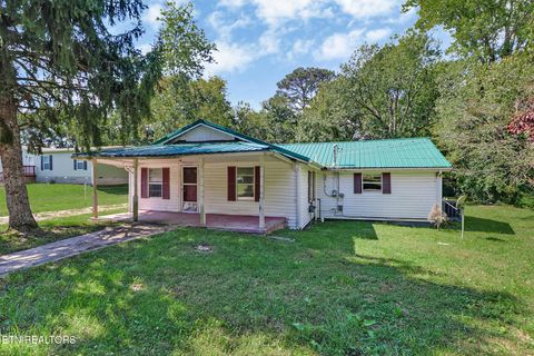 Tiny photo for 514 Russell Ave, Harriman, TN 37748 (MLS # 1317286)