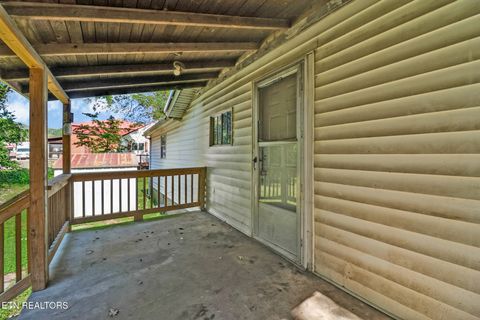 Tiny photo for 514 Russell Ave, Harriman, TN 37748 (MLS # 1317286)