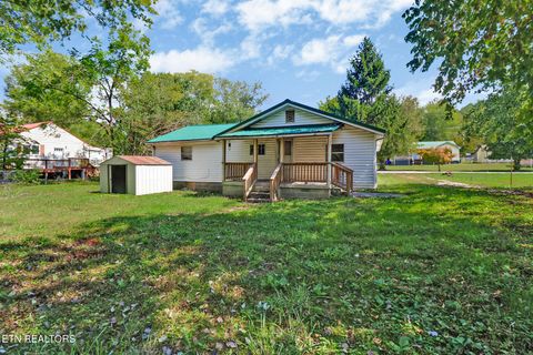 Tiny photo for 514 Russell Ave, Harriman, TN 37748 (MLS # 1317286)