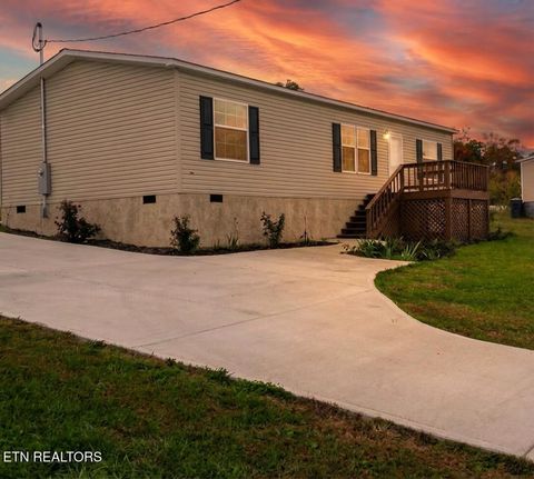 Photo of 1832 C H Rankin Rd, Dandridge, TN 37725 (MLS # 1322704)