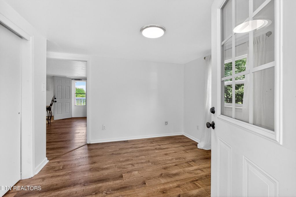 Photo of 180 Johnson Rd, Oak Ridge, TN 37830 (MLS # 1341816)