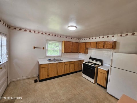 Tiny photo for 1345 Blockhouse Valley Rd, Clinton, TN 37716 (MLS # 1344452)