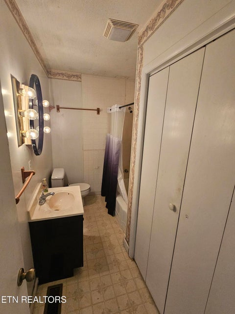 Tiny photo for 1345 Blockhouse Valley Rd, Clinton, TN 37716 (MLS # 1344452)