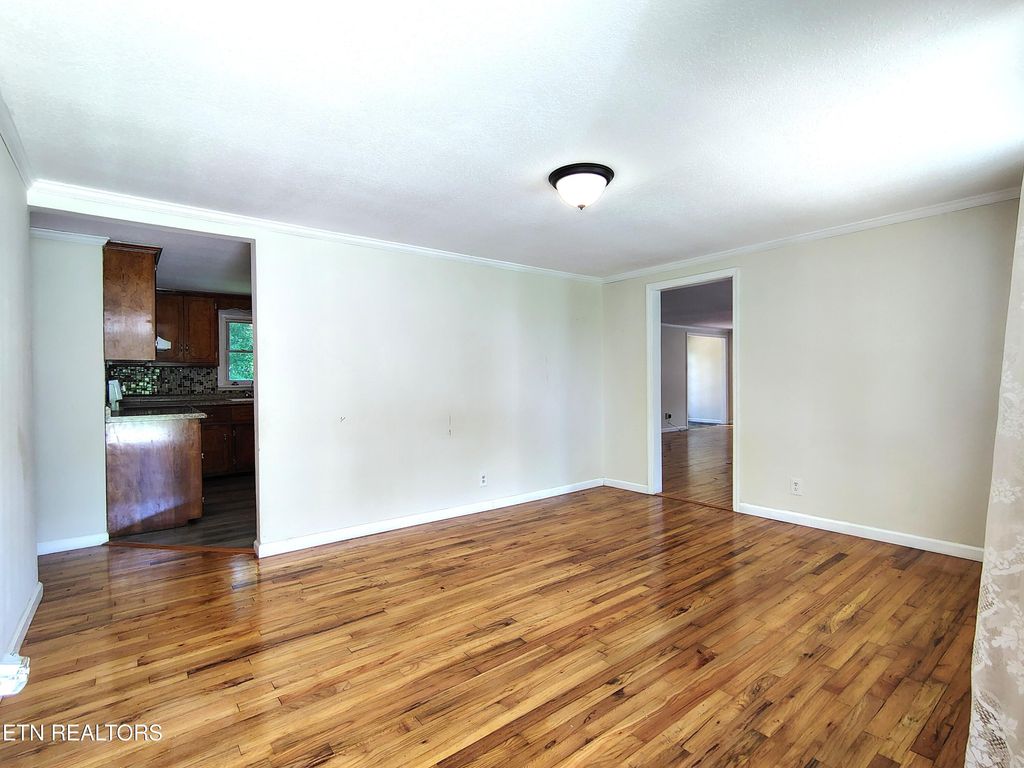 Photo of 137 Gudger Rd, Madisonville, TN 37354 (MLS # 1301844)