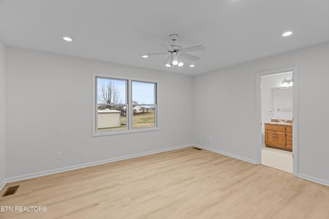 Tiny photo for 227 Glenstone Circle, Harrogate, TN 37752 (MLS # 1330856)