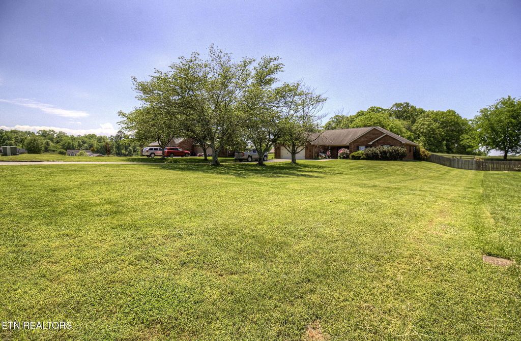 Photo of 5545 W J Riley Drive, Greenback, TN 37742 (MLS # 1299258)