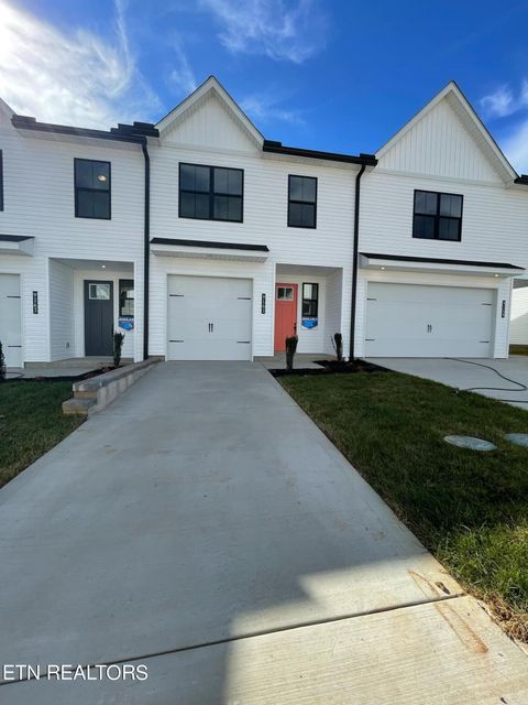 9161 Rolling Stone Way Knoxville TN 37920