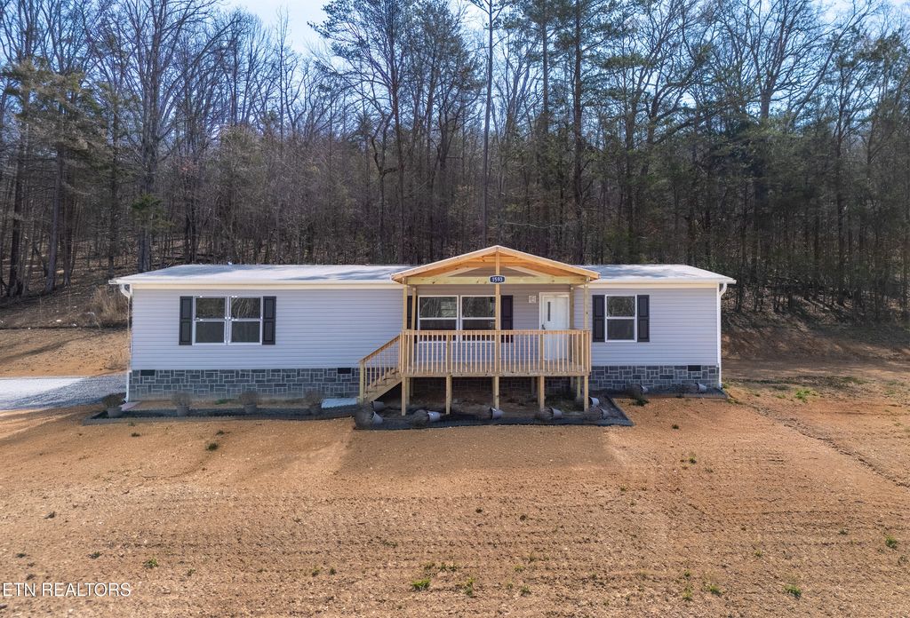 Photo of 1593 Sweetwater Rd, Philadelphia, TN 37846 (MLS # 1333679)