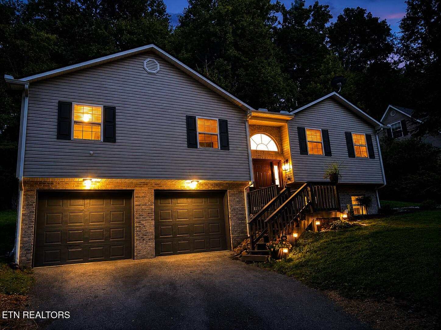 105 Cedar Circle