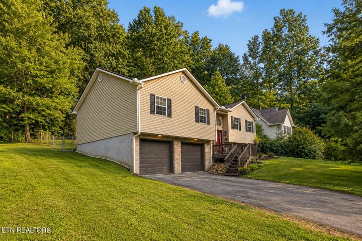 Photo 1 of 49 — 105 Cedar Circle, Jacksboro, TN 37757