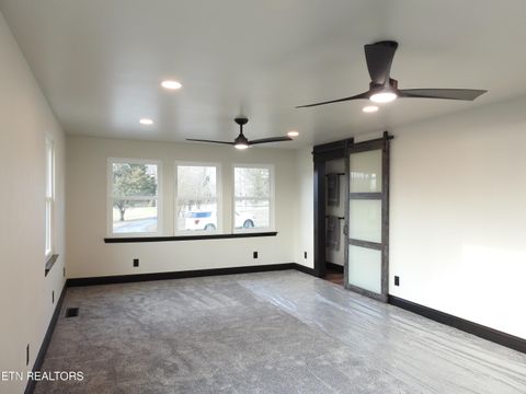 Tiny photo for 254 Karen Drive, Spring City, TN 37381 (MLS # 1329881)