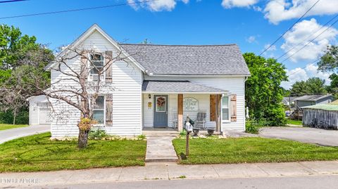 Photo of 714 E Jefferson St, Jefferson City, TN 37760 (MLS # 1333504)