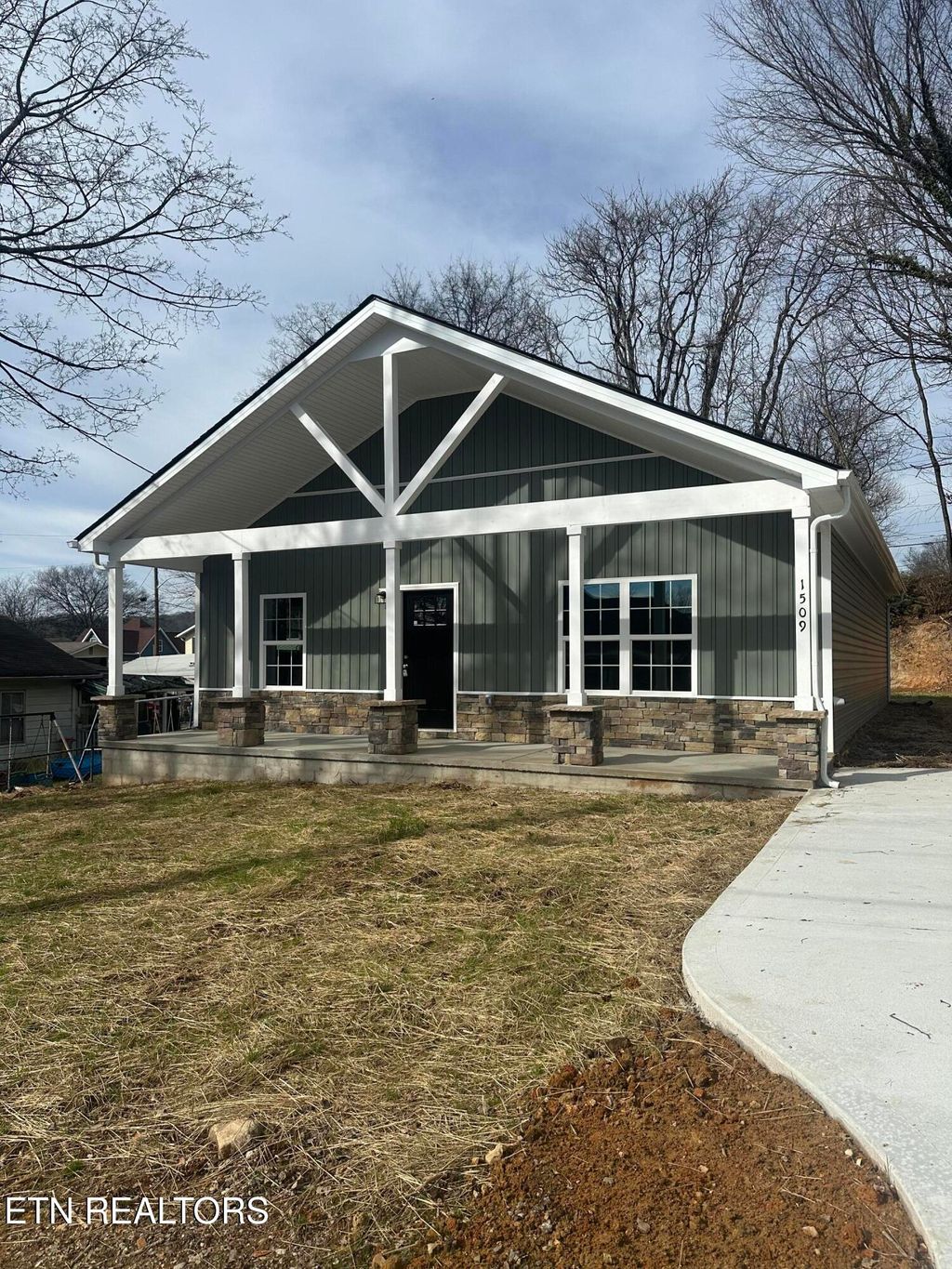 Photo of 1509 Lawson Ave, Knoxville, TN 37917 (MLS # 1328628)