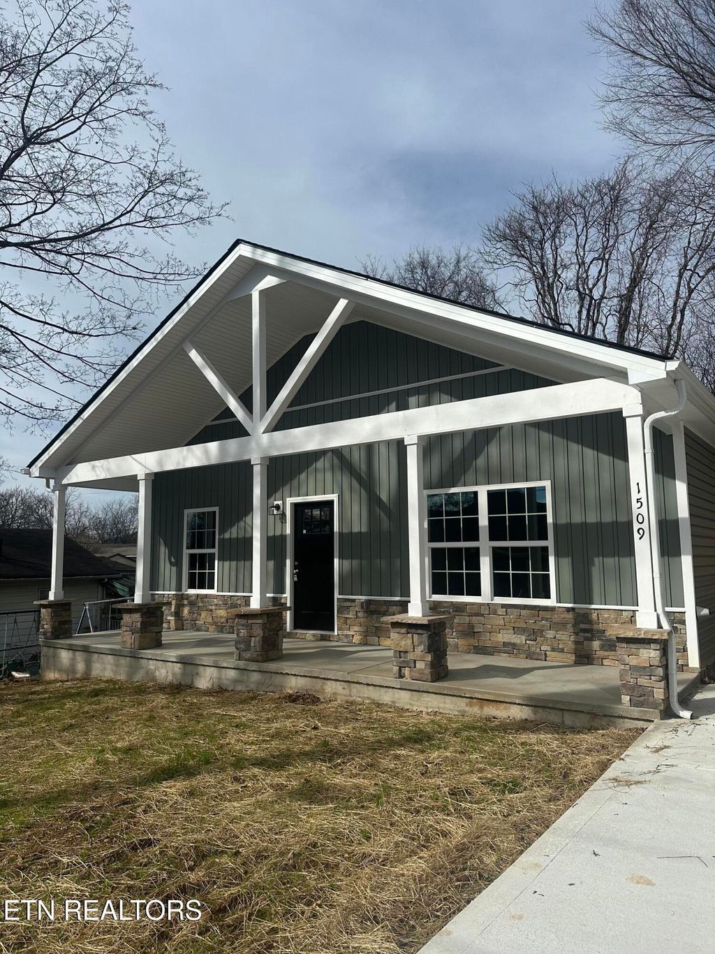 Photo of 1509 Lawson Ave, Knoxville, TN 37917 (MLS # 1328628)