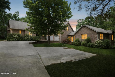 Tiny photo for 54 Fairway Court, Crossville, TN 38571 (MLS # 1343093)