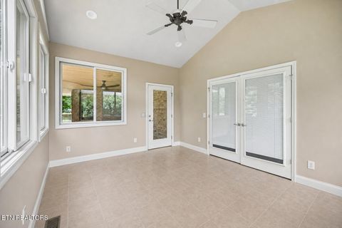 Tiny photo for 54 Fairway Court, Crossville, TN 38571 (MLS # 1343093)