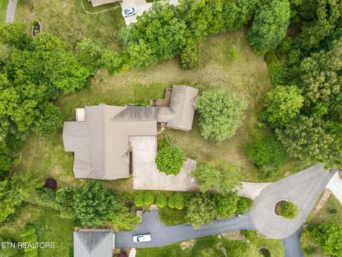 Tiny photo for 54 Fairway Court, Crossville, TN 38571 (MLS # 1343093)