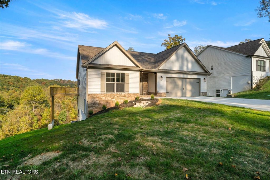 Photo of 3974 Mountain Vista Rd, Knoxville, TN 37931 (MLS # 1313094)